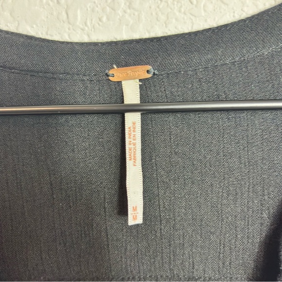 FREE PEOPLE BLACK BABYDOLL LACE INSET TUNIC TOP OVERSIZED MEDIUM 100% RAYON - Picture 5 of 8